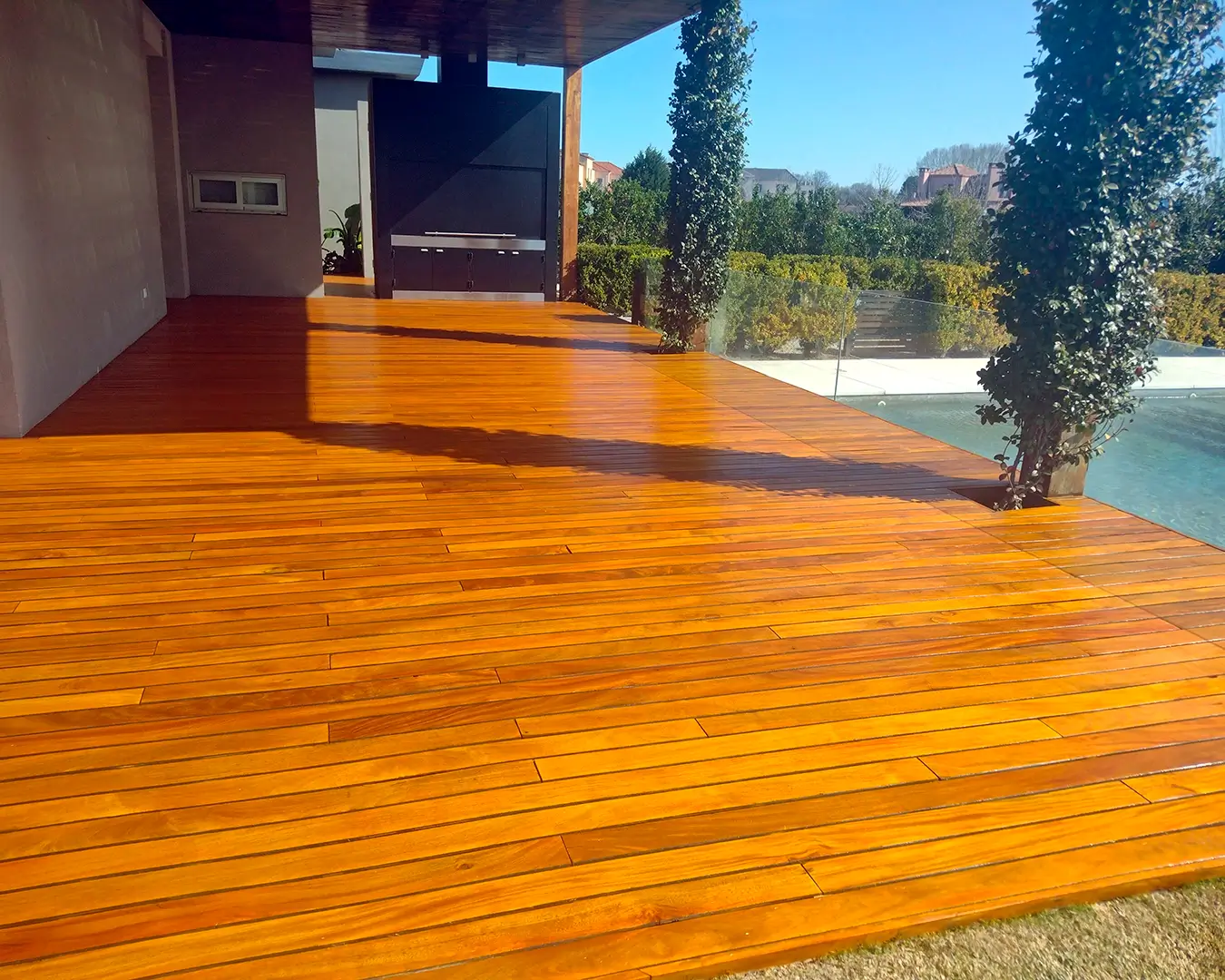 Restauración de decks de madera después